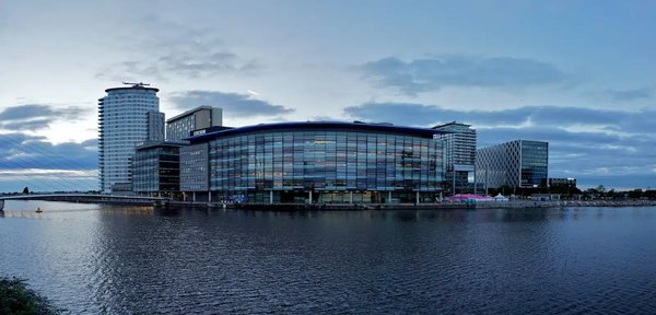 Pourquoi choisir Manchester pour un séjour linguistique pas cher ?