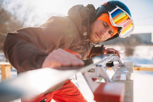 Exploration hivernale : Découvrez les joies du ski de fond et laissez la nature vous guider