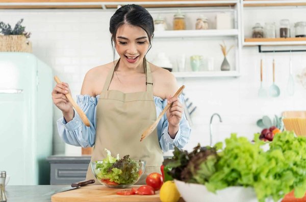 Tabliers de Cuisine : Tendance ou Nécessité ?