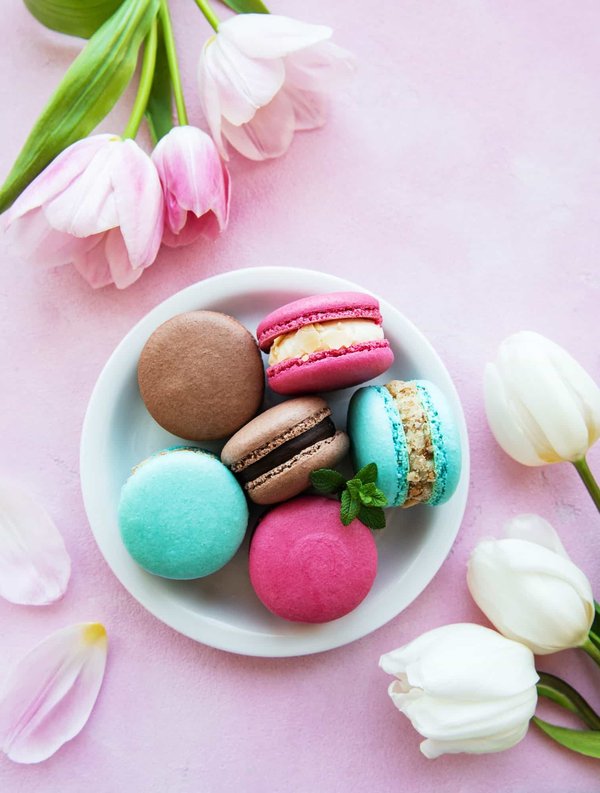 Découvrez les macarons façon Snikers avec la boite à sucre