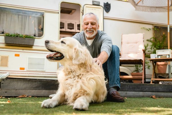 Les campings entre Argelès-Gazost et Lourdes acceptent-ils les animaux de compagnie ?